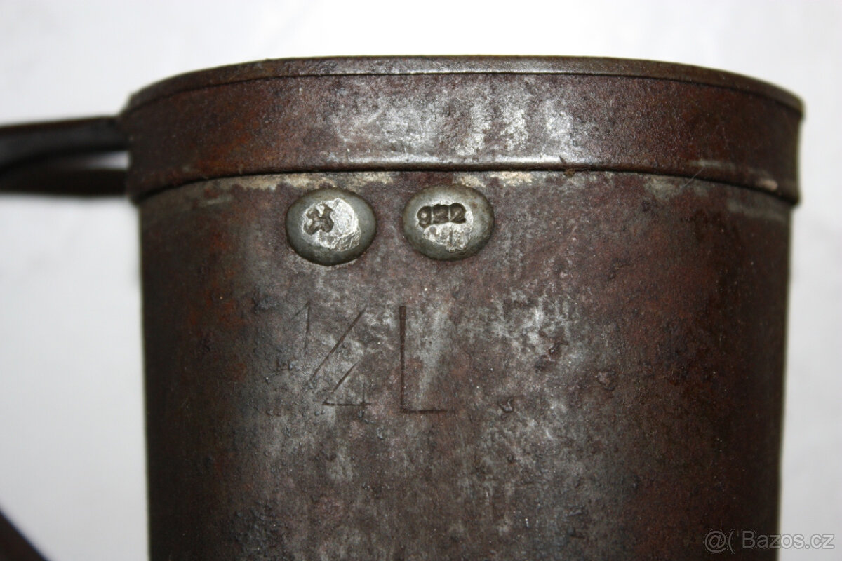 Měrka 1/4 litru, cejchováno z roku 1932, lahev hrnek hrníček - 2