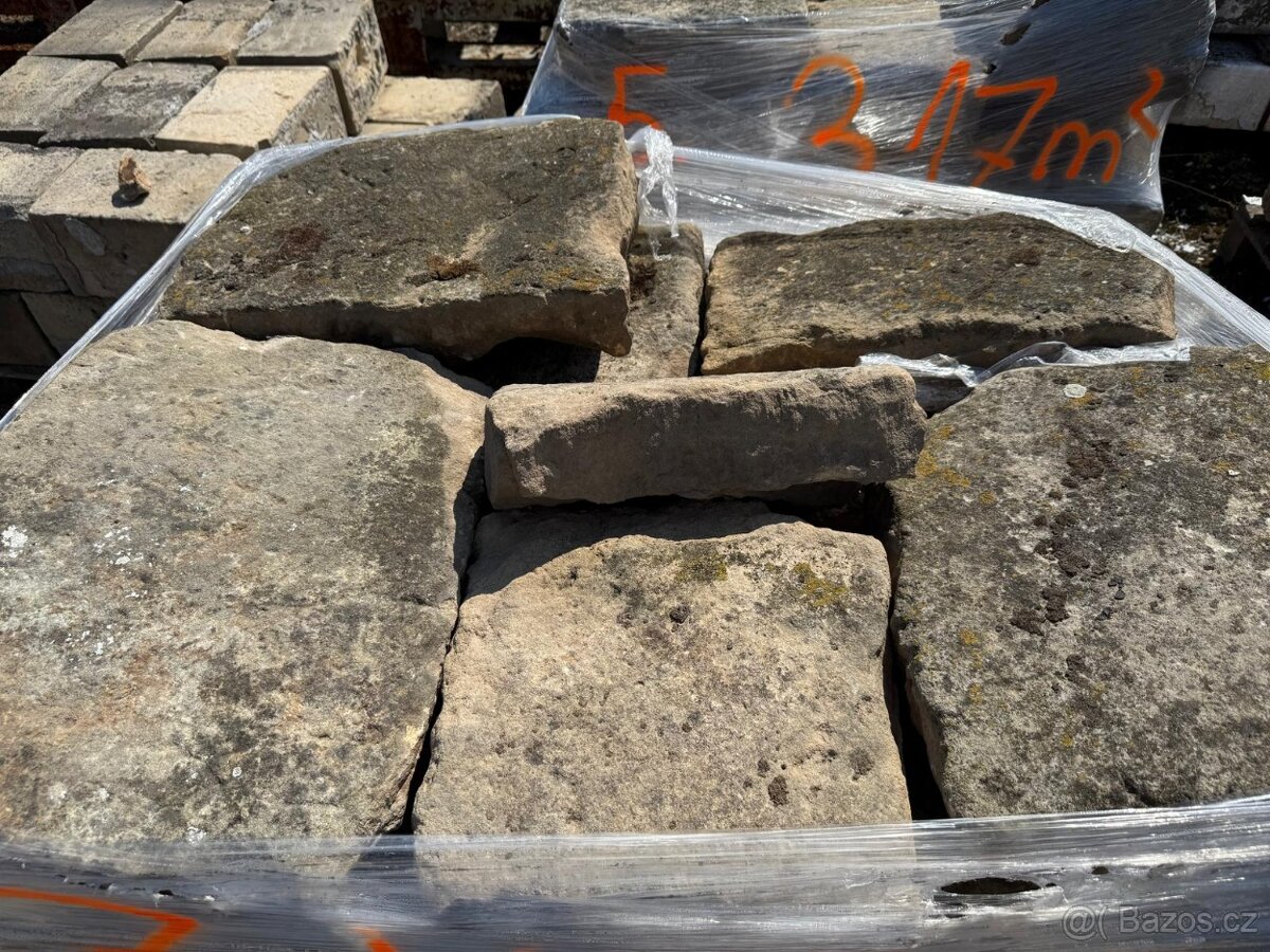 Pískovcová dlažba 15 - 2