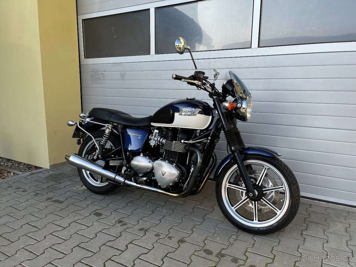 Triumph Bonneville SE - 2