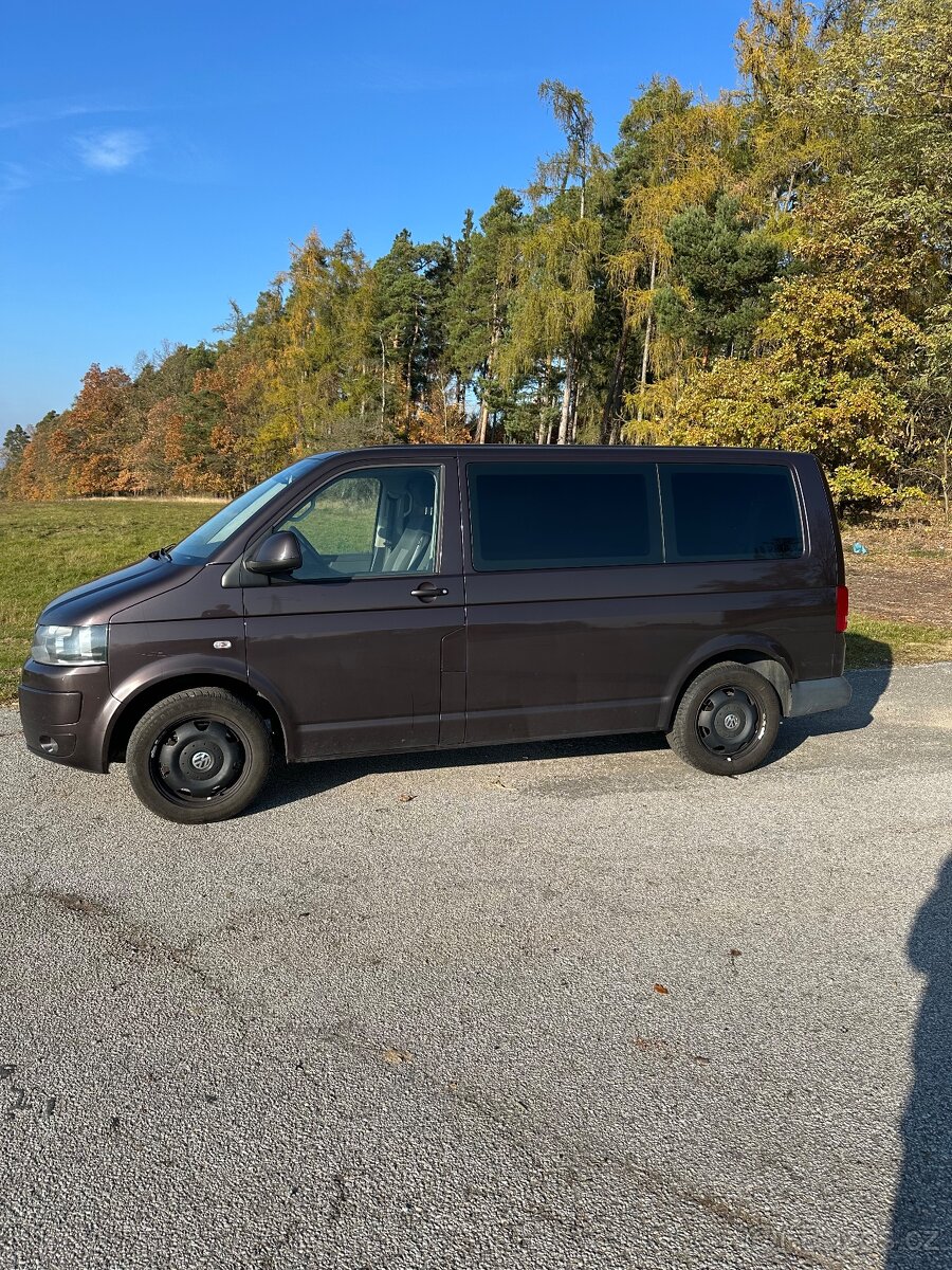 VW Caravelle T5.1 – 2011 – 2.0 BiTDI 132 kW – DSG - 2