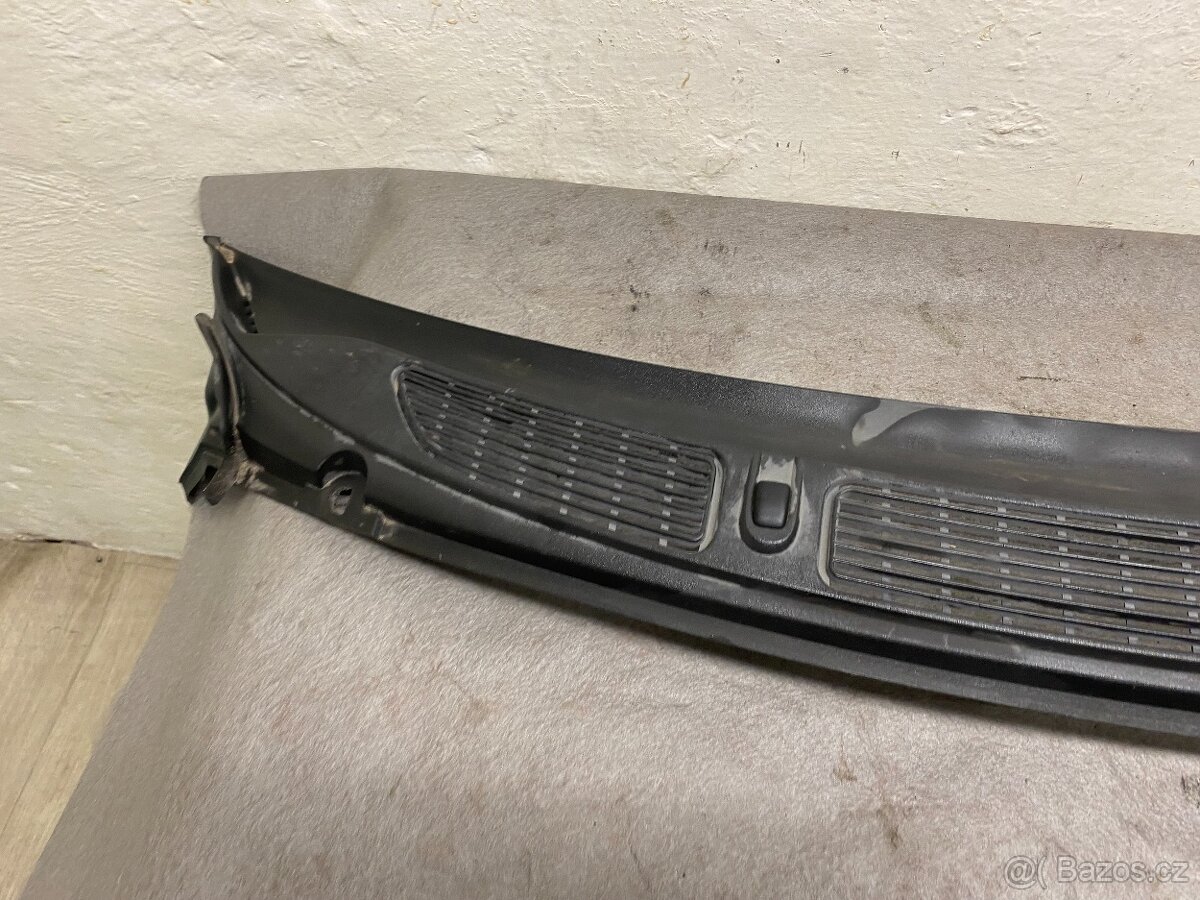 ŠKODA FABIA 2 2007-2014 - PLAST POD STĚRAČE - 2