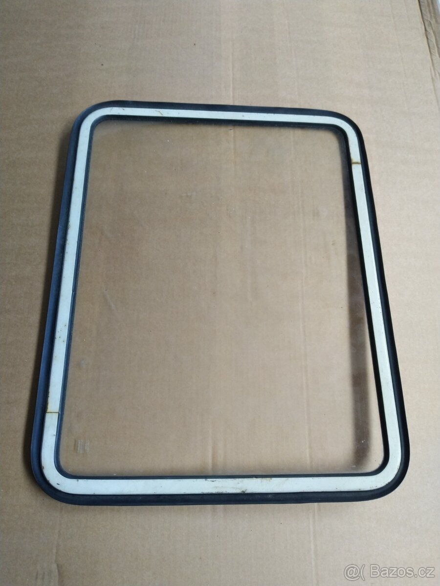 Prodám okna na VW T1 - 2