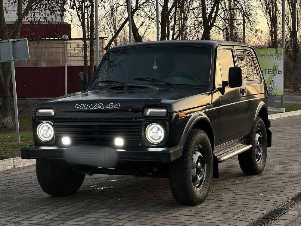 Lada Niva 4x4 URBAN/BRONTO - 2