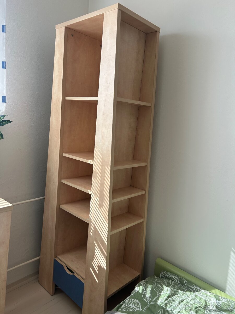 Knihovna- regál - 2