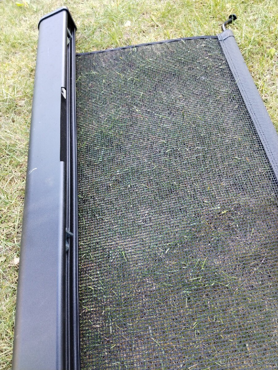 Škoda Superb lll síťová roletka - 2