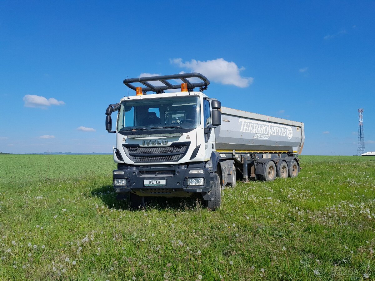 Traktorový tahač Iveco - 2