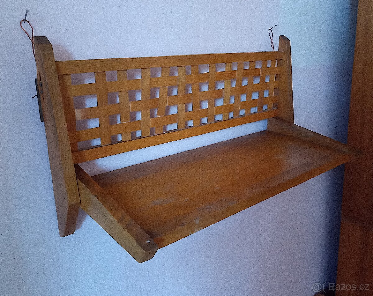 retro polička 1970 - 2