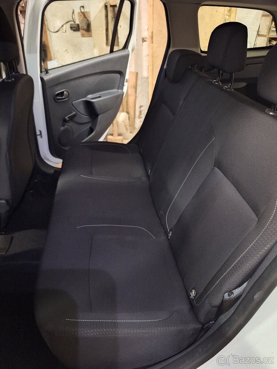 prodám sedačky Dacia Logan MCV 2 r.v. 2018 - 2