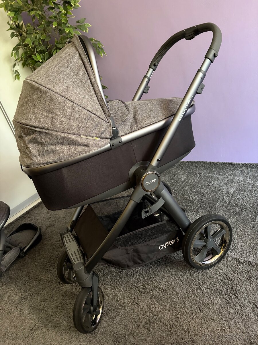 Kočárek Oyster 3 - 2