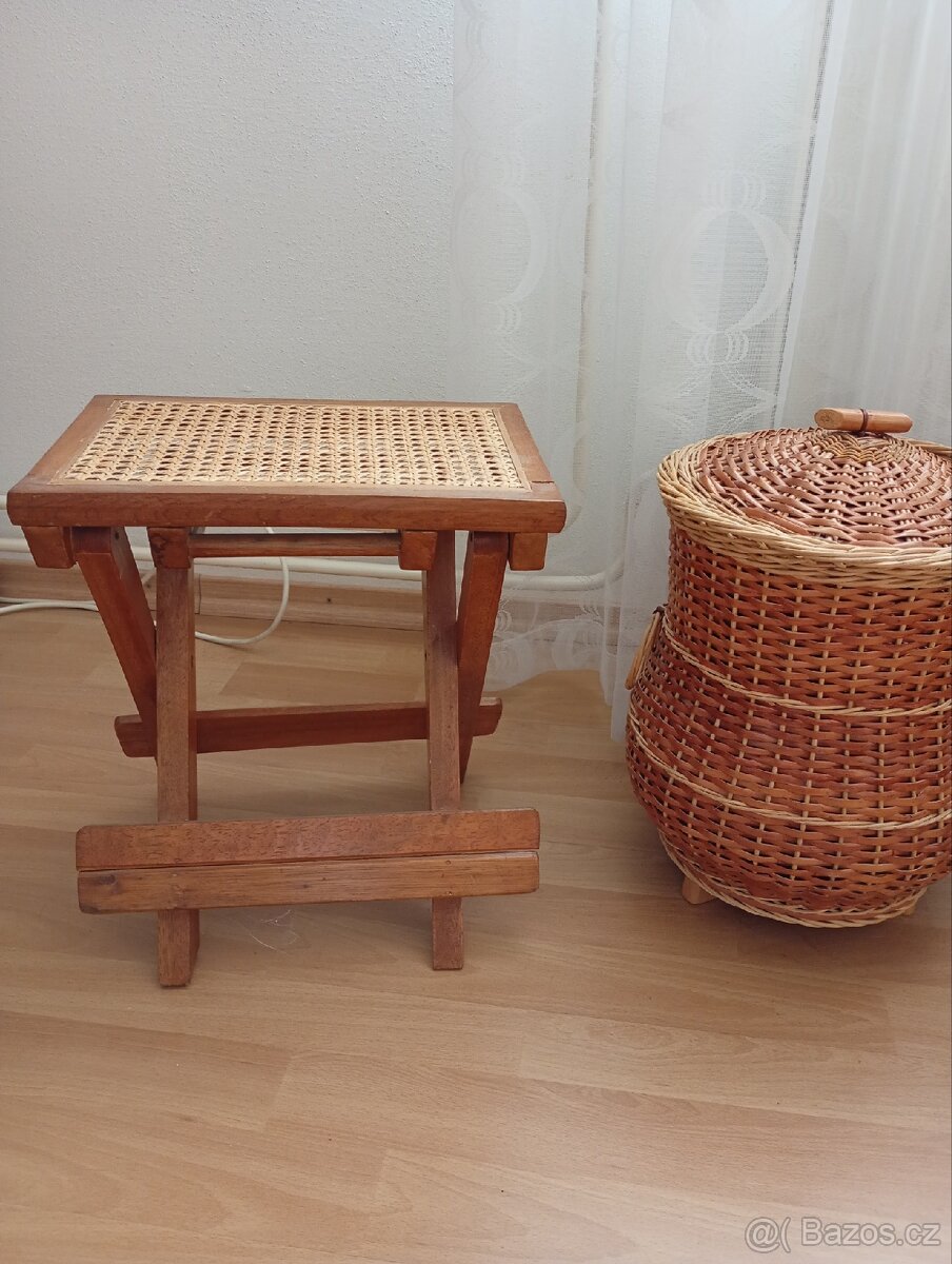 Proutěné košíky, seslička, polička - 2