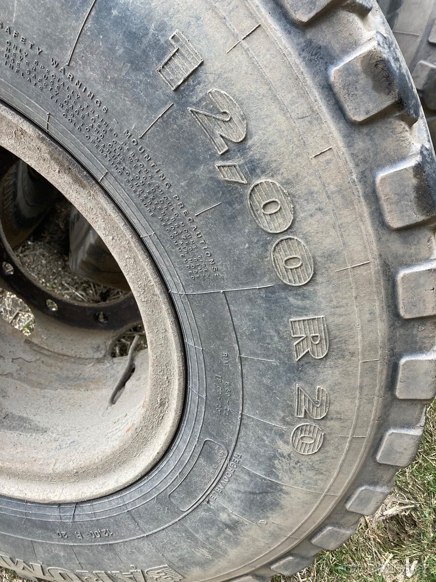 Kola 12,00R20 Tatra - 2