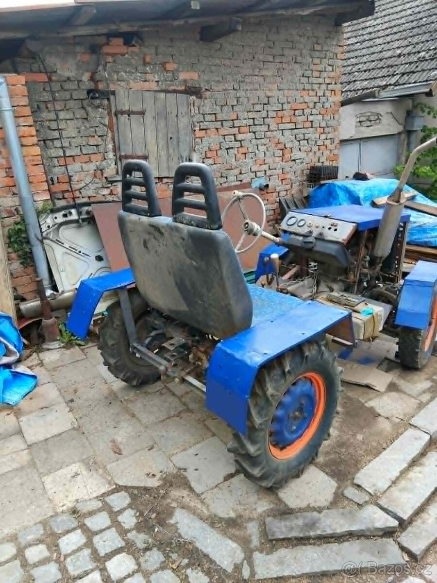Malotraktor domácí výroby - 2