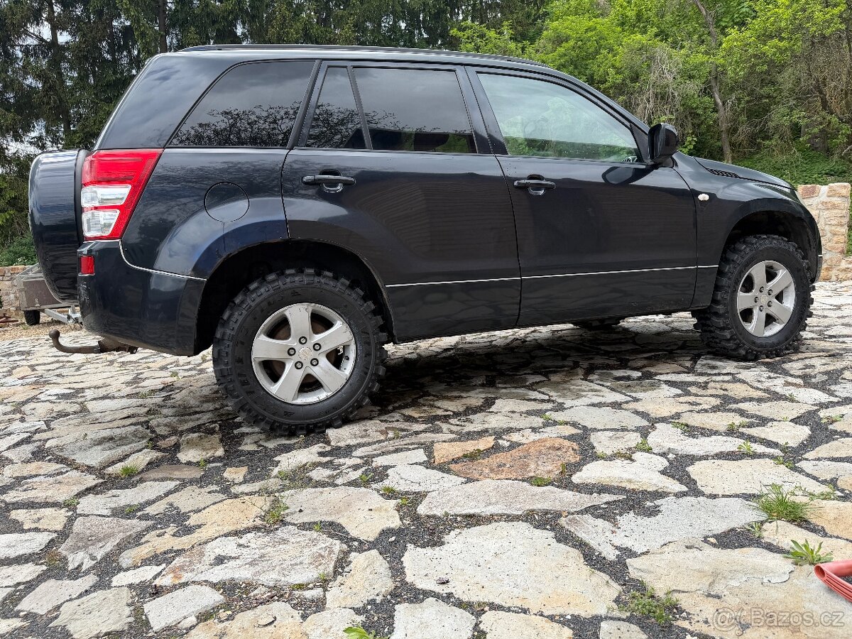 SUZUKI GRAND VITARA 2.0i - 2