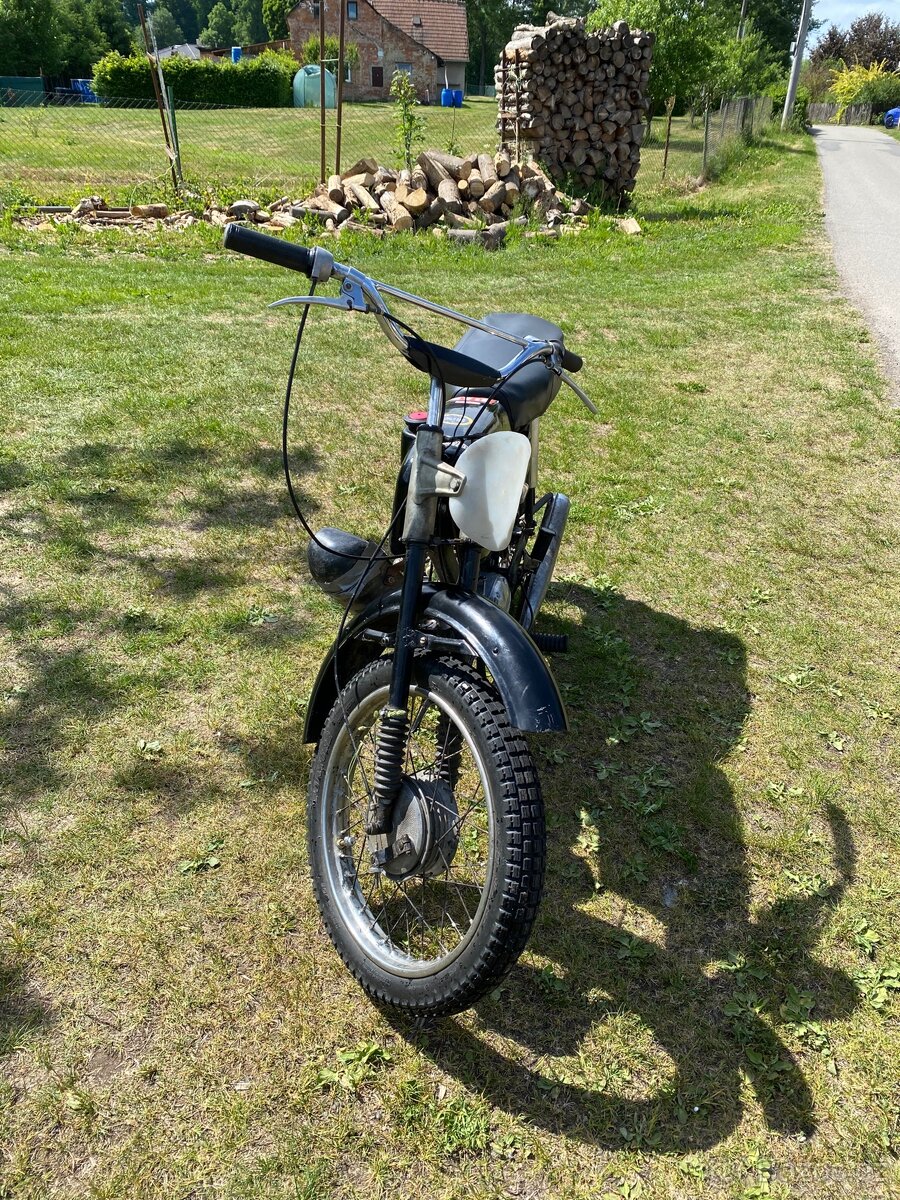 Jawa 23A mustang - 2