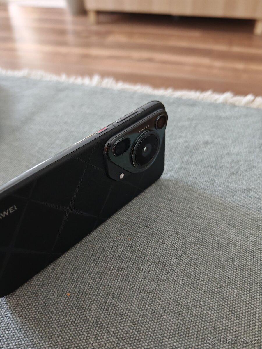 Huawei pura 70 ultra - 2