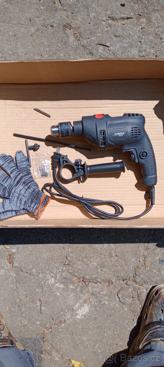 El. vrtačka s příklepem 1500W - 2