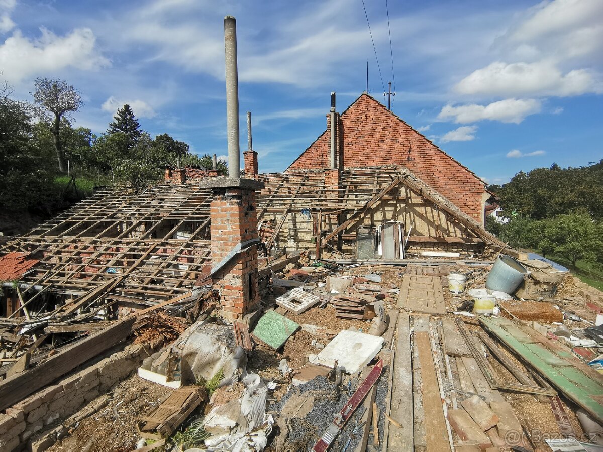 Demolice střech a menších objektů - 2
