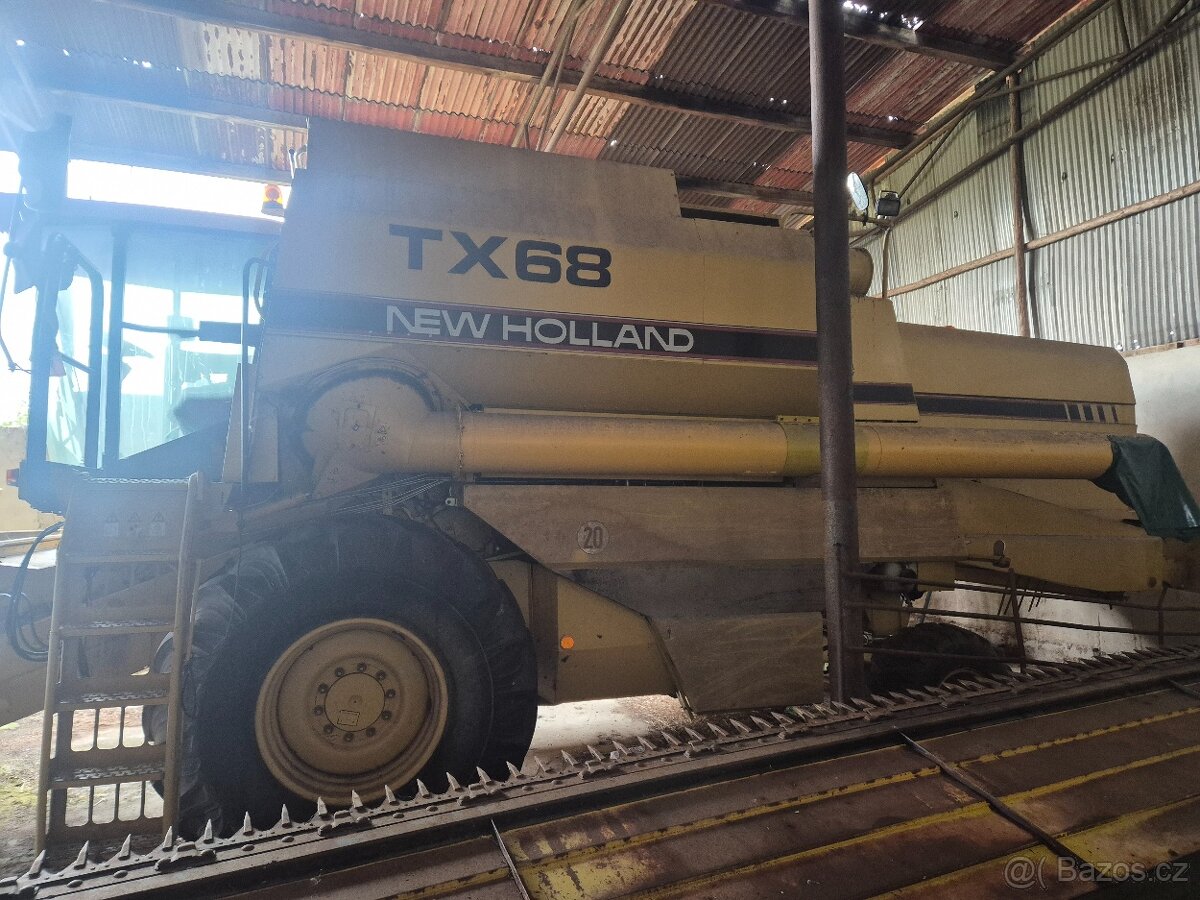 Sklízecí mlátičky NH TX 68 - 2