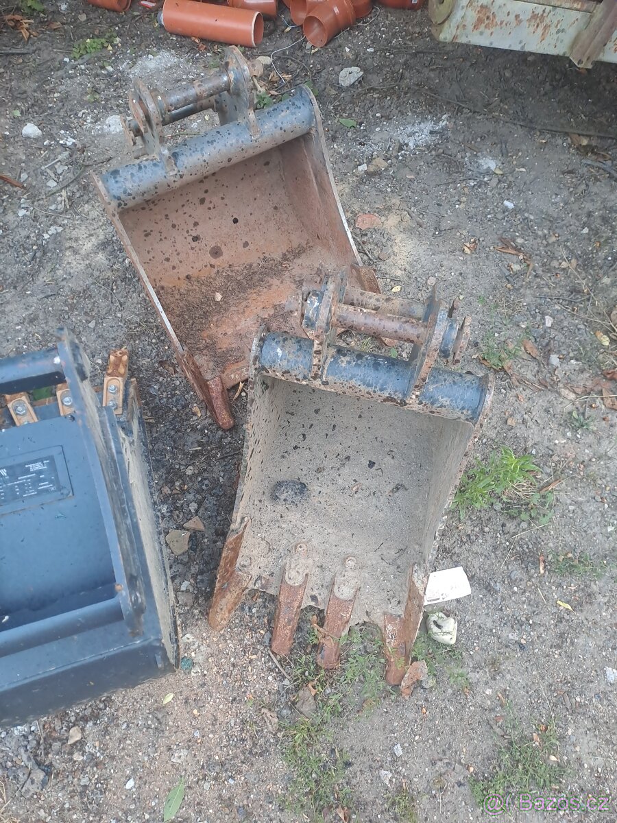 Minibagr bagr schaeff hr14 - 2