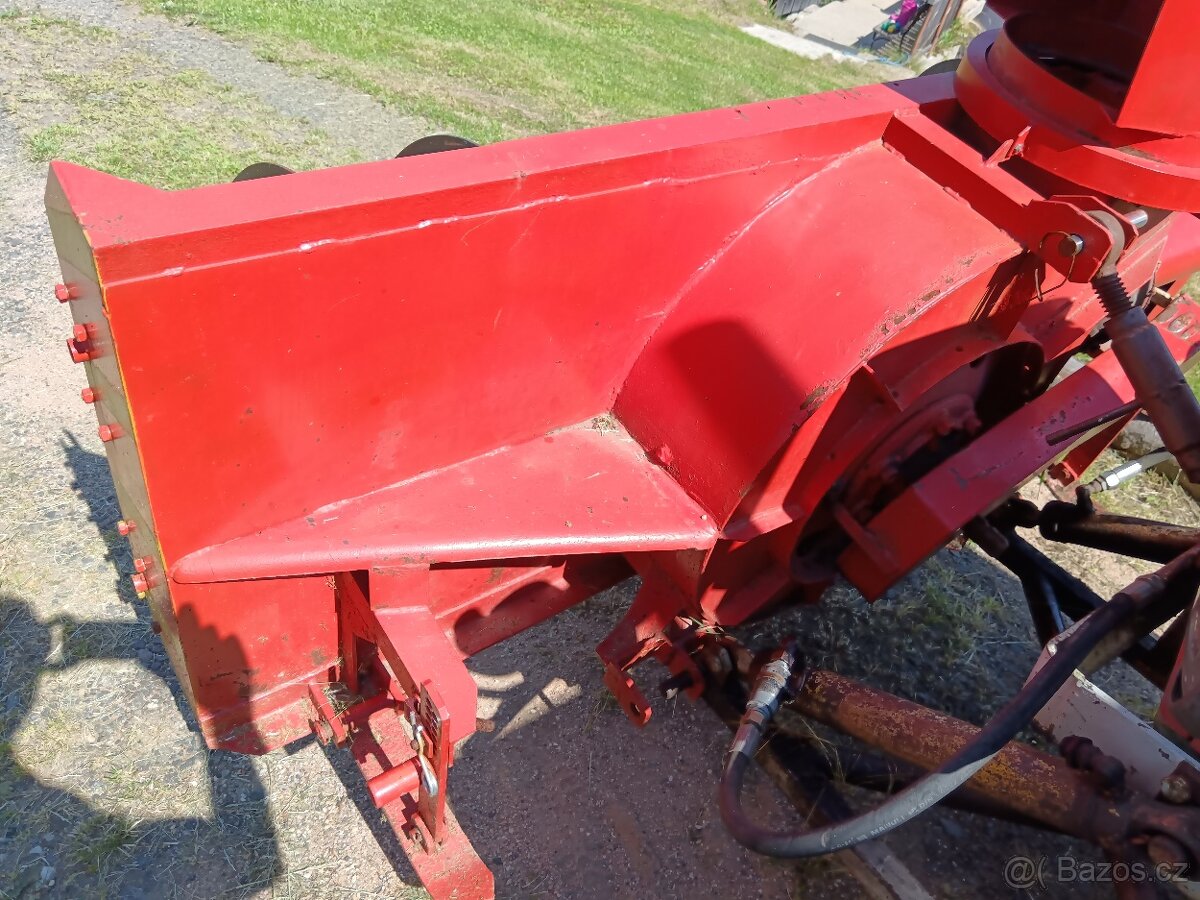 Sněhová fréza na traktor - 2