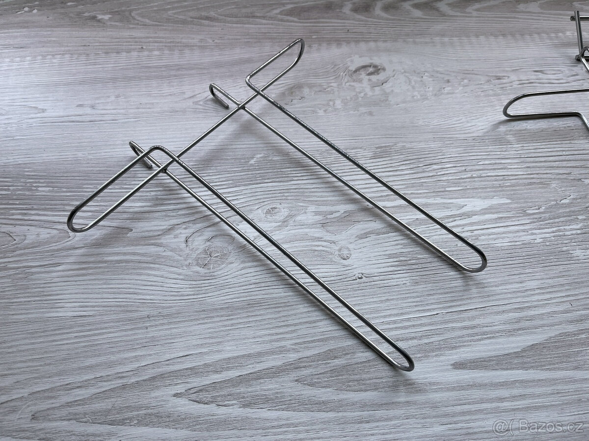 Drátěný program - přídavné držáky na katalogy (chrom) - 2