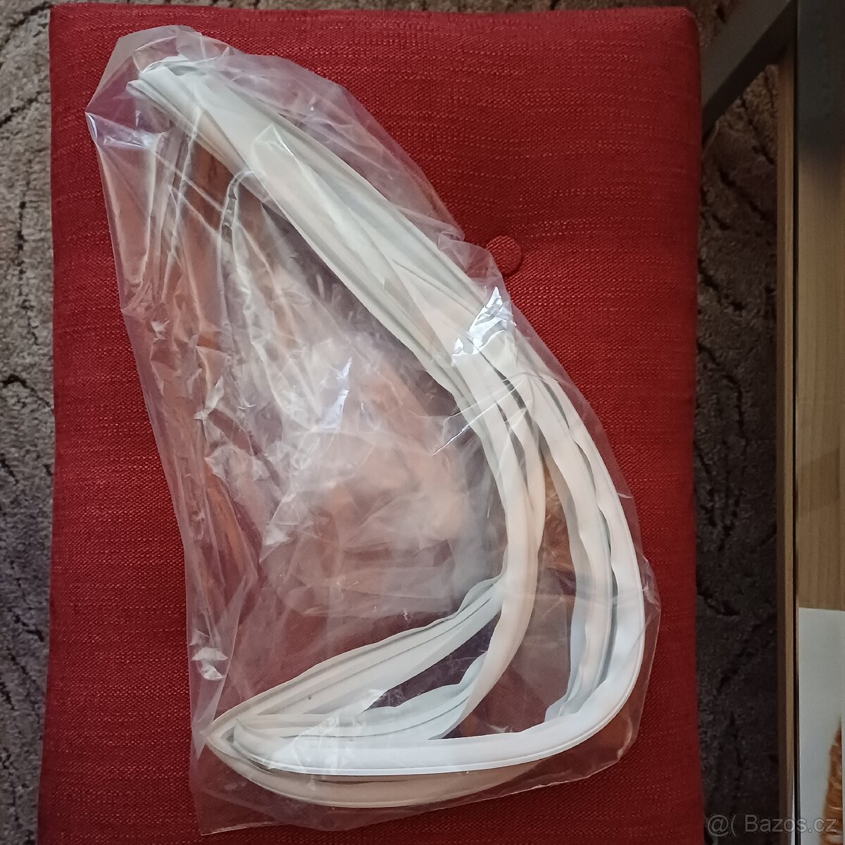 Těsnění pro lednici AEG SANTO 60362 KG8 - 2