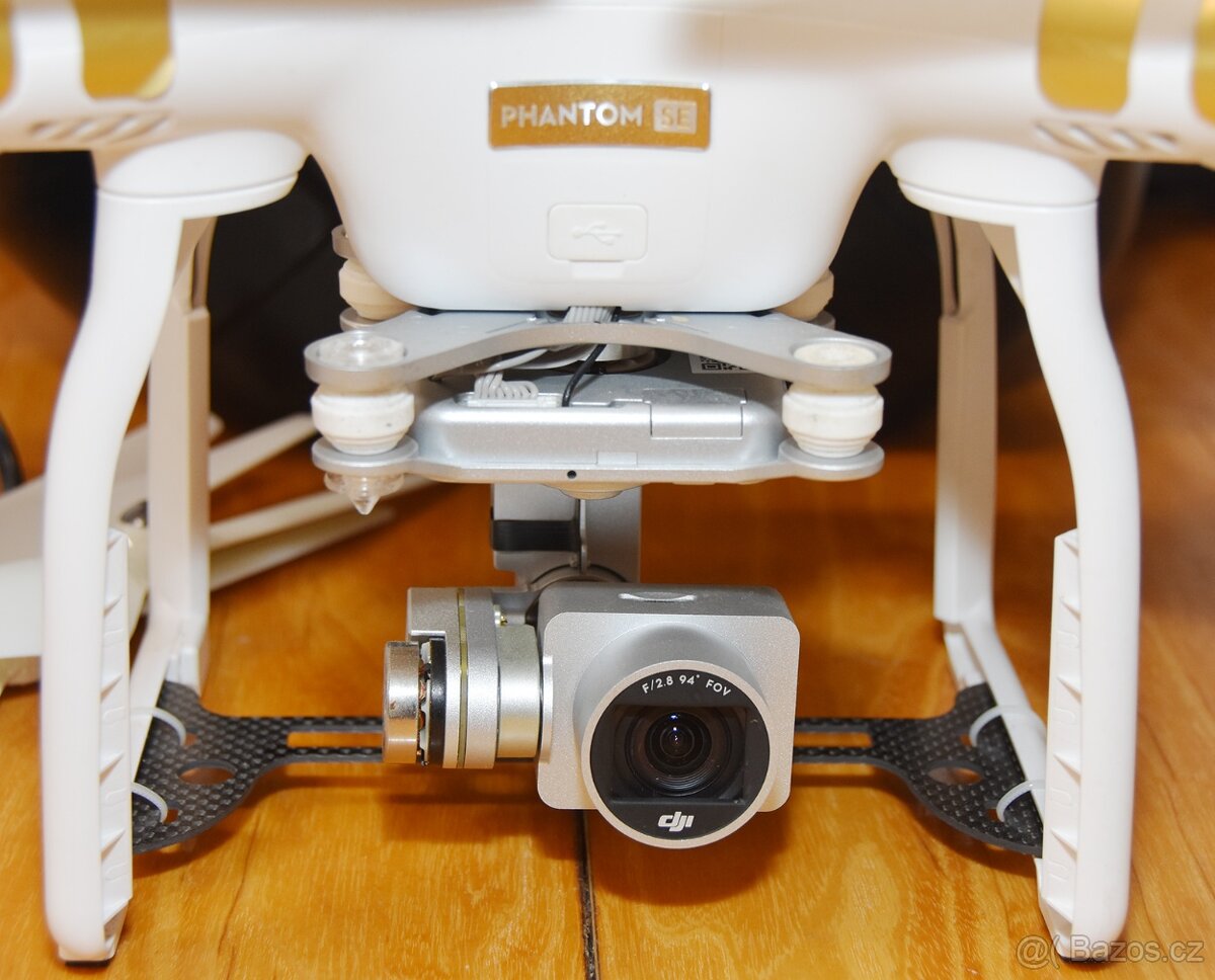 Dron DJI Phantom 3 SE + příslušenství - 2