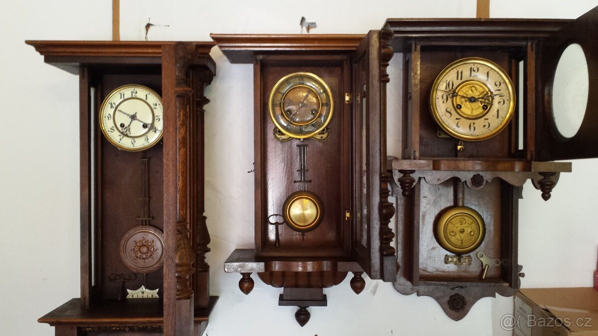 Starožitné nástěnné hodiny sbírka 6ks - 2