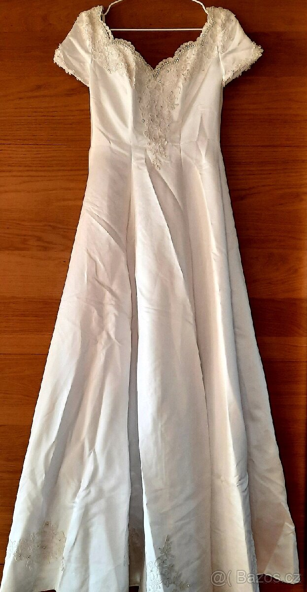Svatební šaty vel 38 - 2