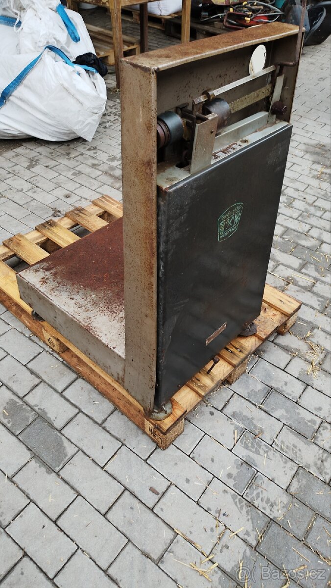 Váha mechanická VBM 200
- 2