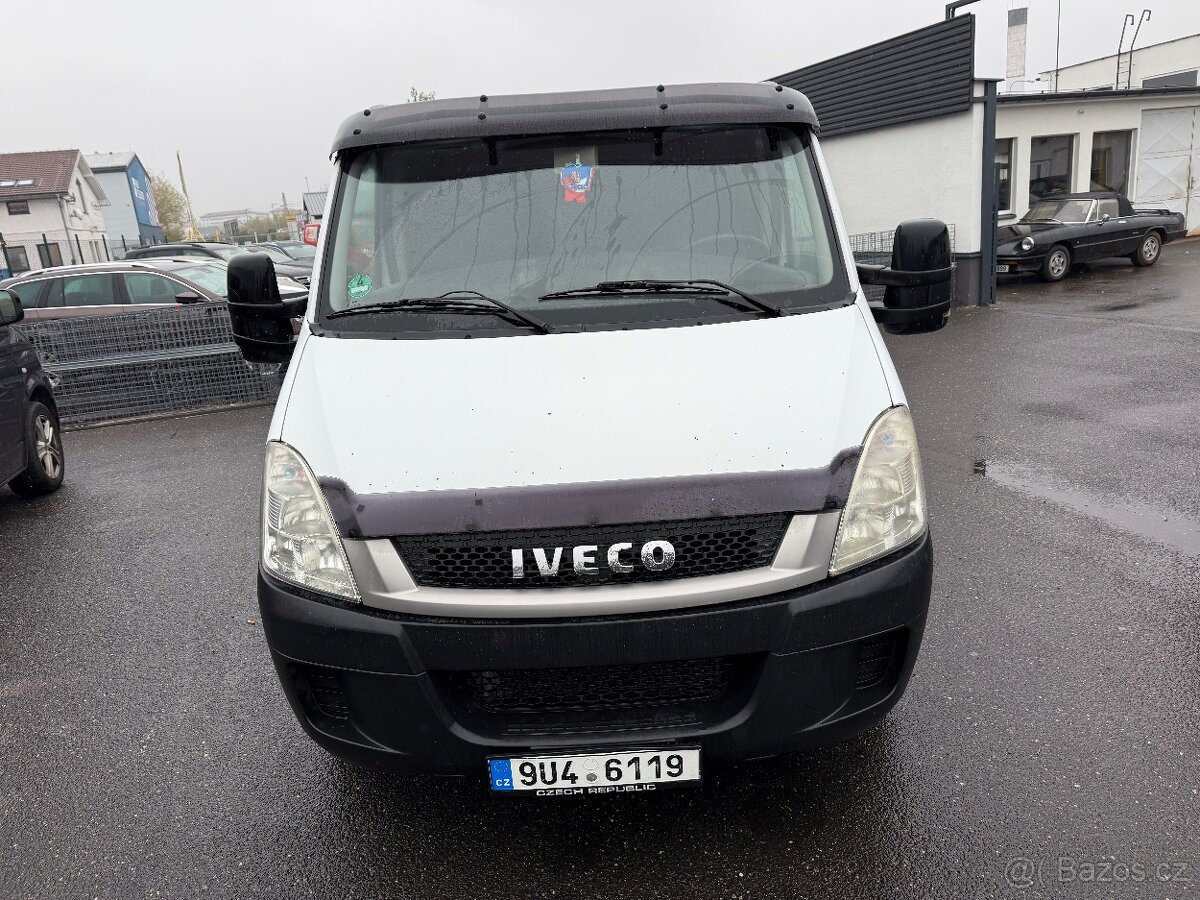 Iveco Daily 3.0d 103 KW 2011, 5 míst - 2