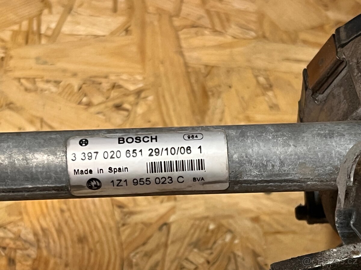 Mechanismus stěračů Škoda Octavia 2 - 2