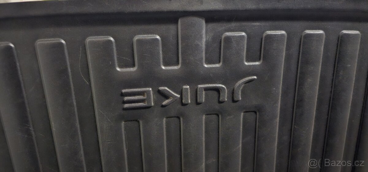 Nissan Juke vana do kufru - 2