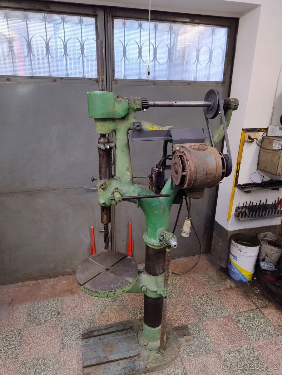 Stojanová vrtačka VOLMAN - 2