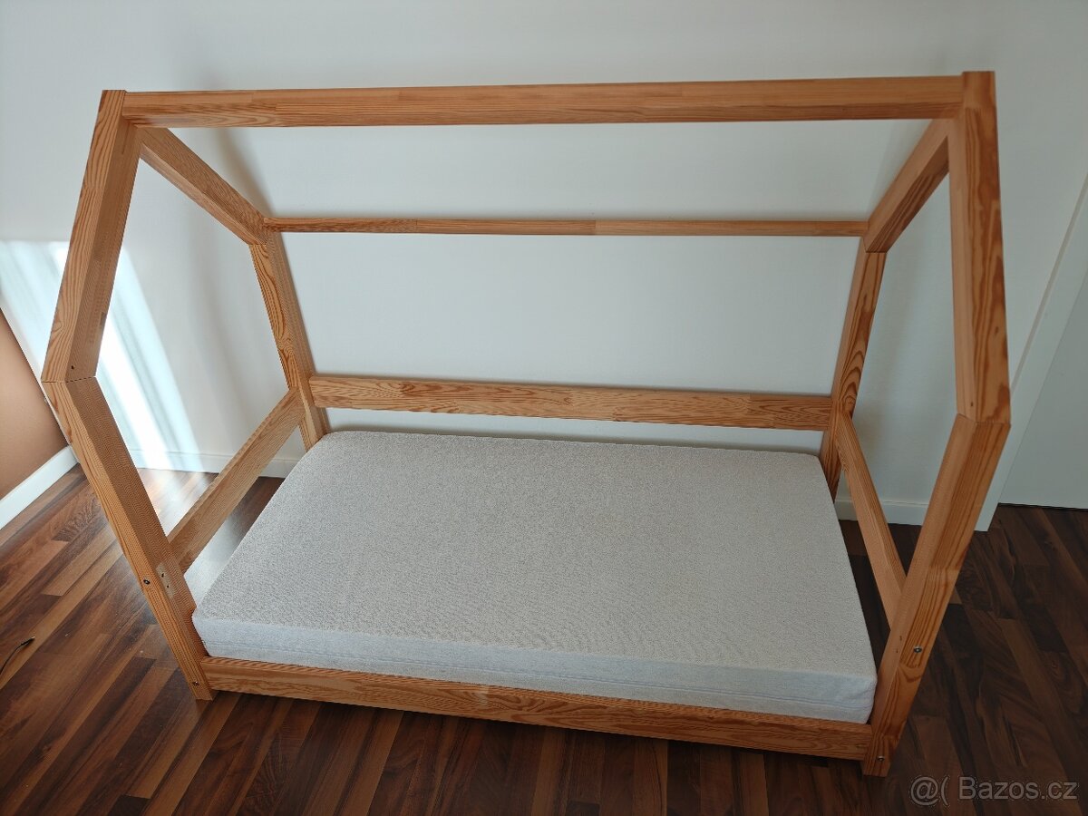 Dětská postel + matrace - 2