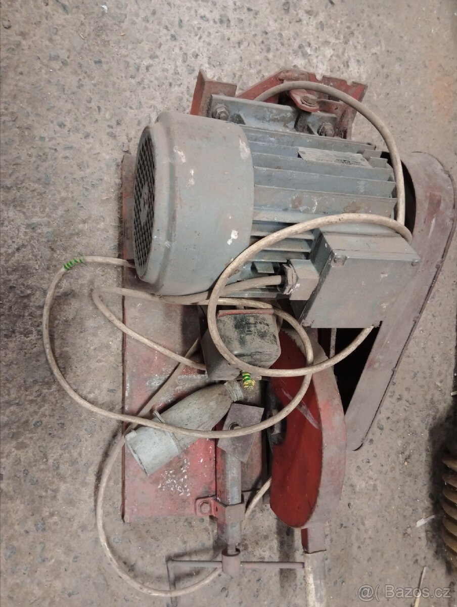 Prodám rozbrušovací pilu. - 2