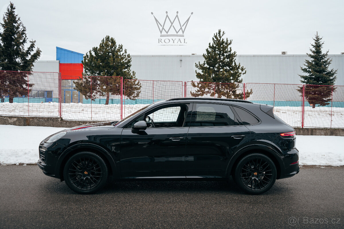 Porsche Cayenne GTS 4.0 V8 Black Edition DPH - 2