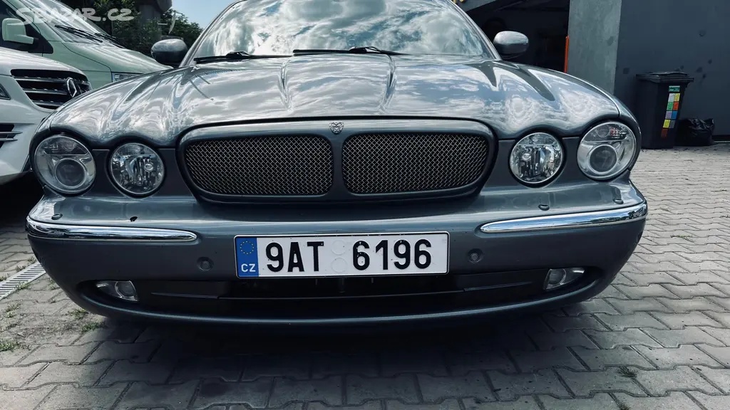 Jaguar XJR 4.0 supercharged 2004 - 2
