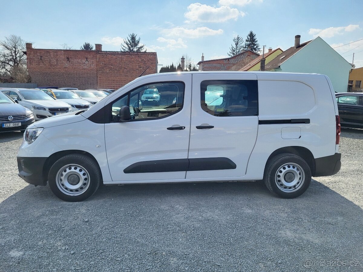 OPEL Combo CREW VAN XL 1.5 D 5-míst - ČR - 1.majitel - 2