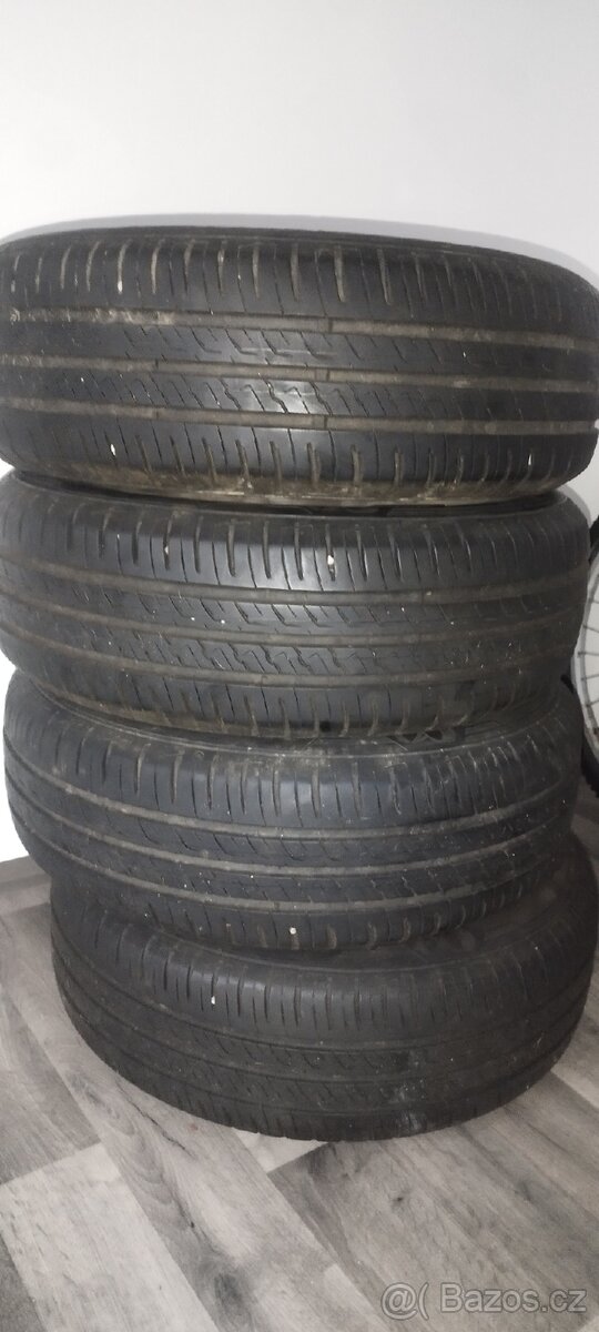 Sada pneumatik s diskem - 2