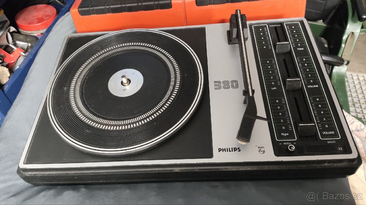 Gramofon Philips 380 - 2