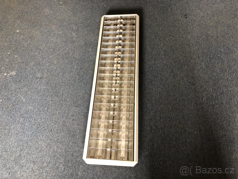 Prodám zářivku 34 cm x 128 cm - 2