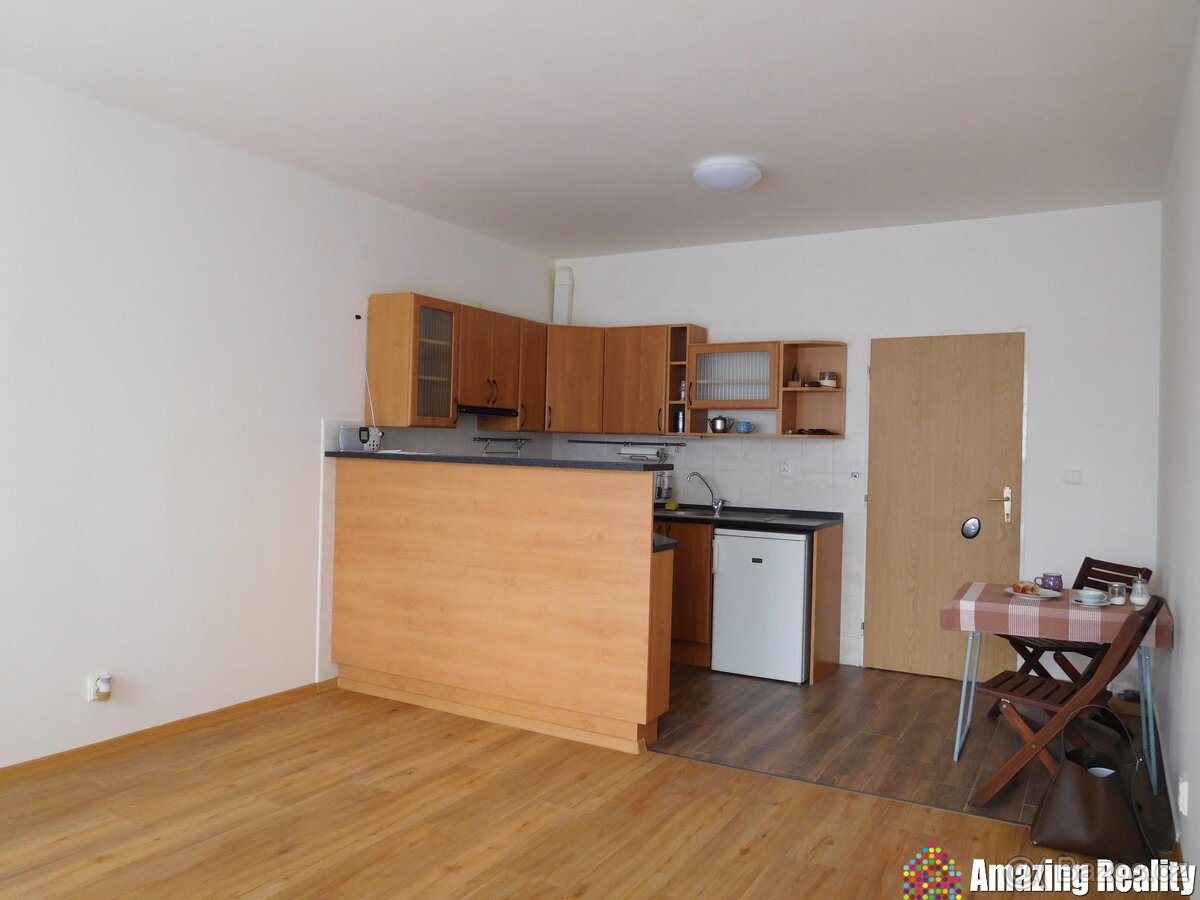 Pronájem bytu 2+kk, v Pardubicích - 2