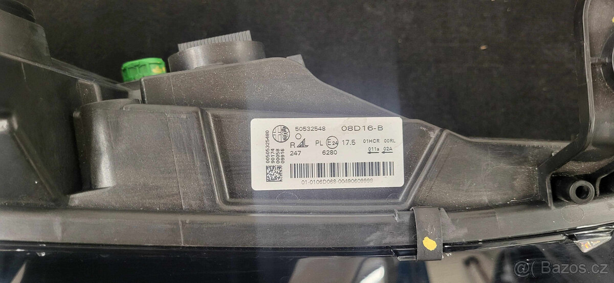 PŘEDNÍ SVĚTLA ALFA ROMEO GIULIA - 2