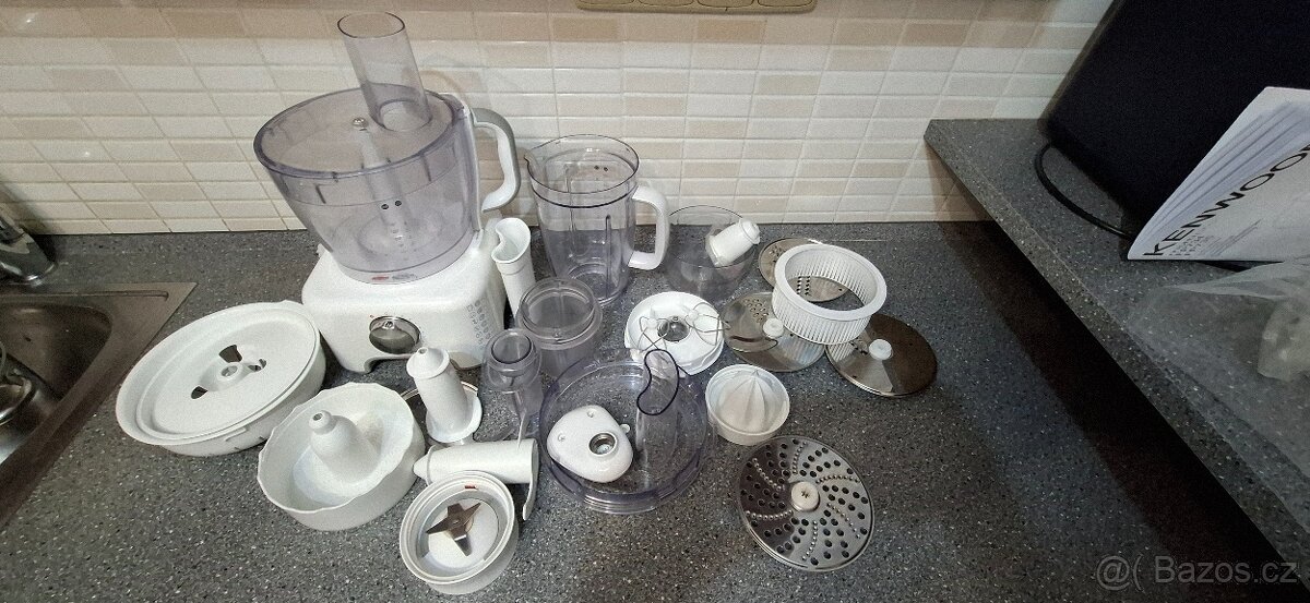 Kuchyňský robot KENWOOD MultiPro FP734 - 2