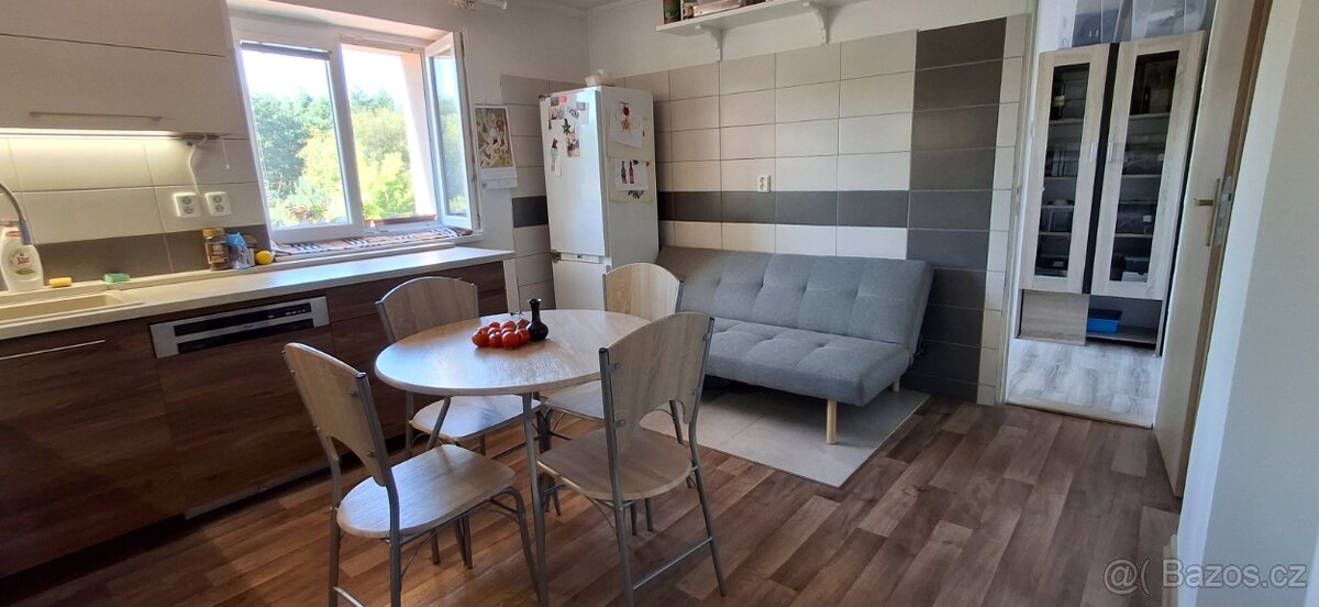 Pronájem 3+1, 85m² po rekonstrukci – Dubňany, klidná lokalit - 2