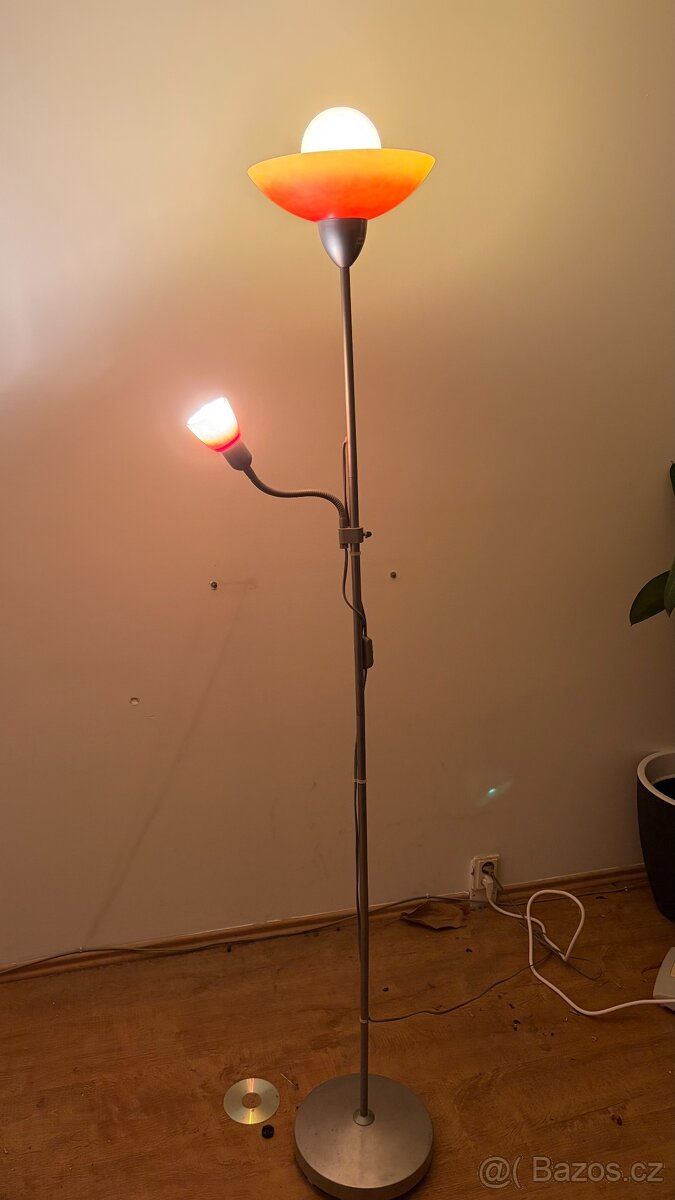 Stojací lampa - 2