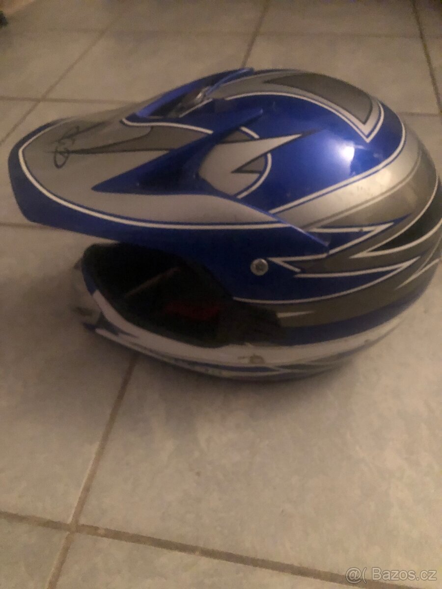 Prodám helmu motokros - 2