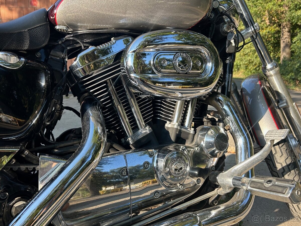 Harley Davidson sportster xl custom 1200 - 2