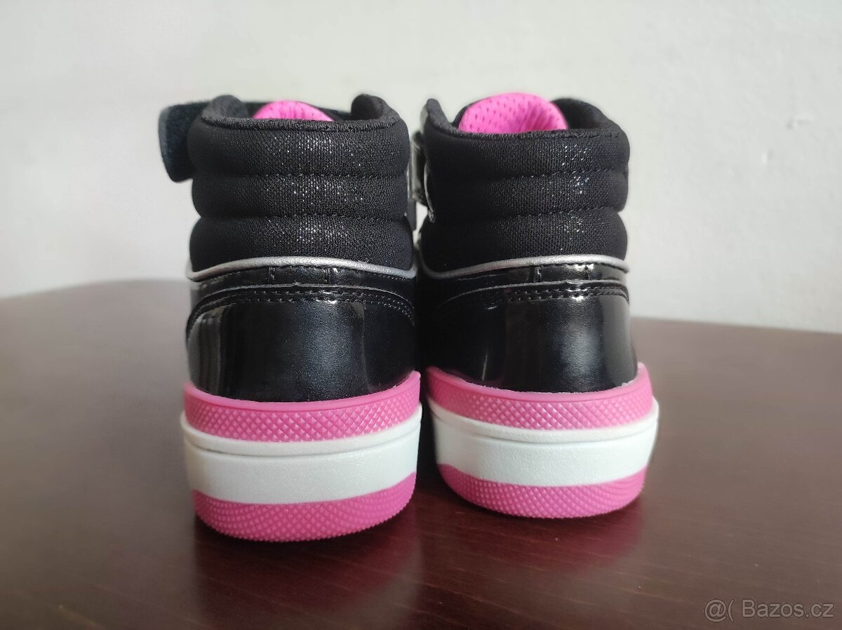 Geox dívčí / dětské tenisky 33 nové - 2